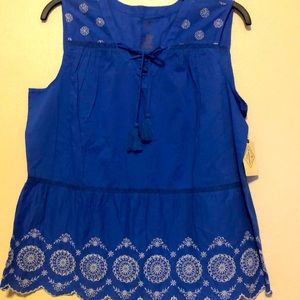 St John’s Bay Women Embroidered Sleeveless top